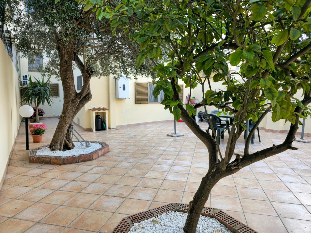 דירות קליארי Valery House מראה חיצוני תמונה